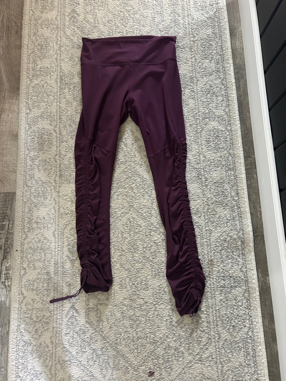Fabletics Ruched Plum Leggings